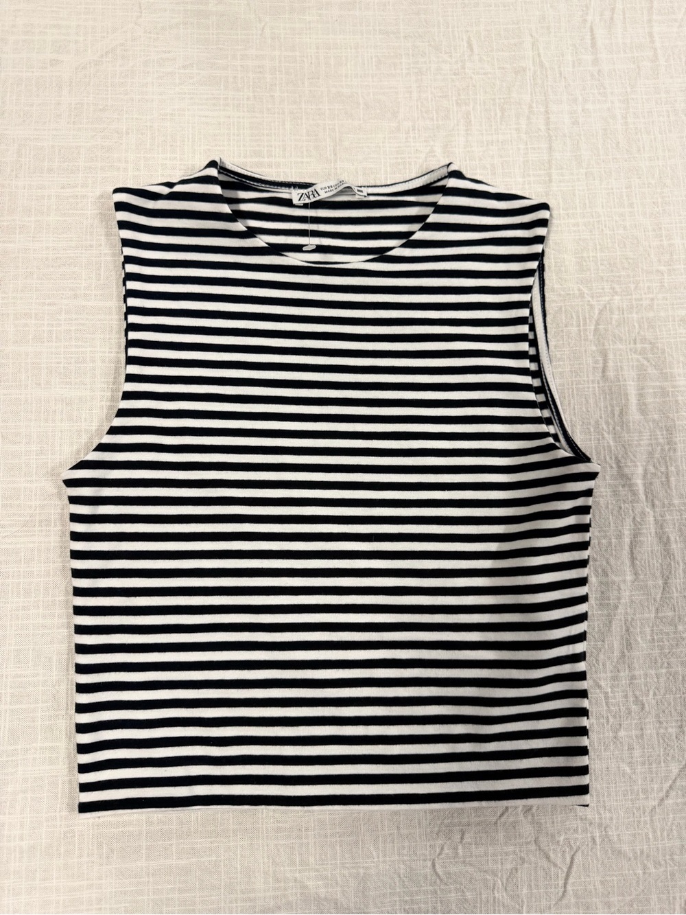 Zara Black and White Striped Sleeveless Crop Top women’s xs new without tags